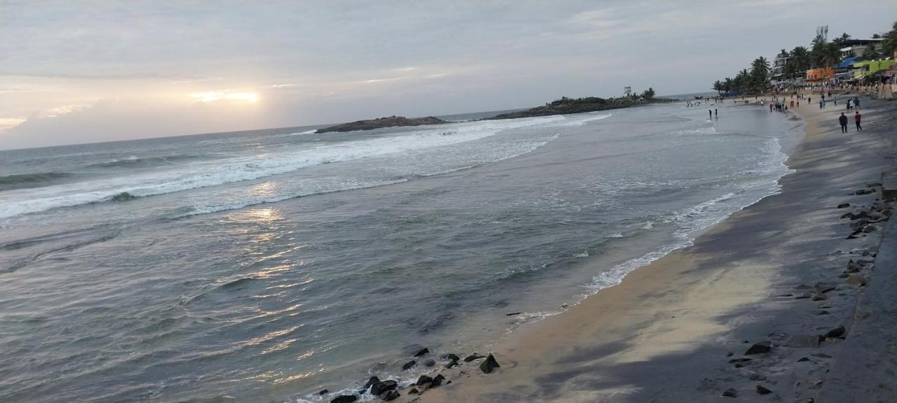 Packbag Beach Hotel โกวาลัม ภายนอก รูปภาพ