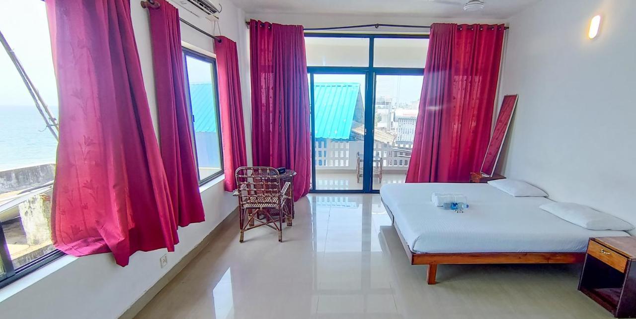 Packbag Beach Hotel โกวาลัม ภายนอก รูปภาพ