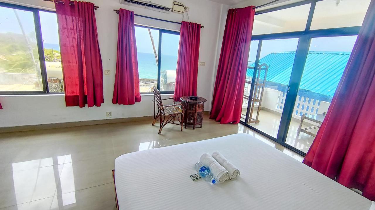 Packbag Beach Hotel โกวาลัม ภายนอก รูปภาพ